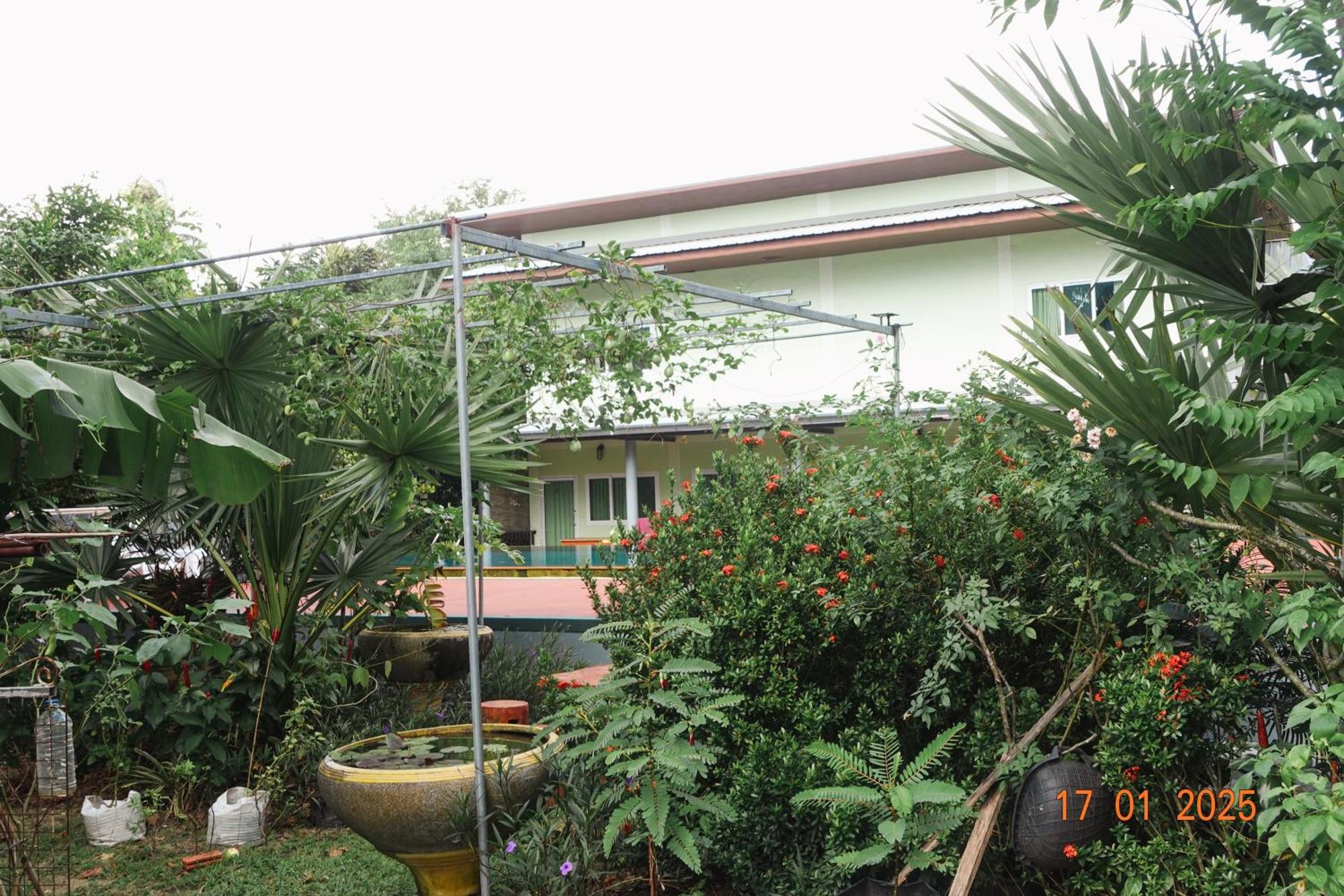 Subsavet Village Ko Pha Ngan Buitenkant foto